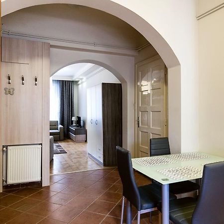 Apartment At Nagymezo Budapest Bagian luar foto